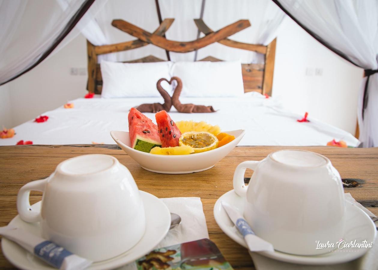Uroa Zanzibar Vera Beach Hotel By Moonshine Dikoni Екстер'єр фото